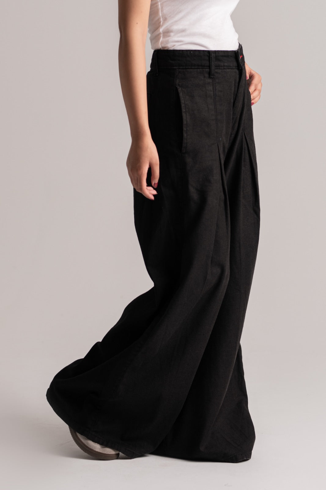 Black Relaxed Fit Flare Jeans